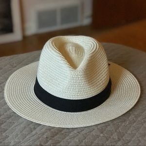 Straw Foldable Panama Hat - Beige w/ Black Band